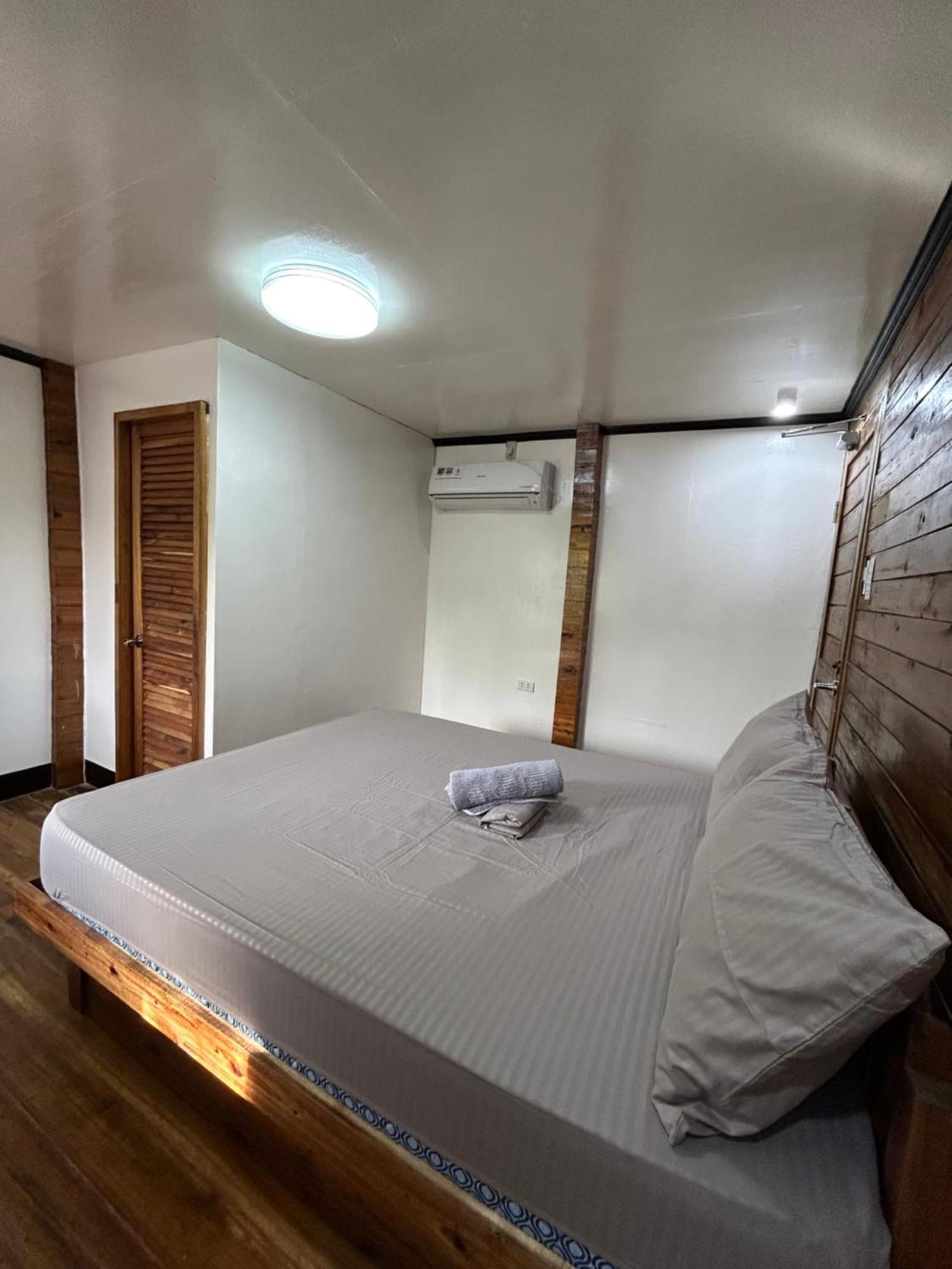Islanders Hostel Port Barton San Vicente  Exteriér fotografie